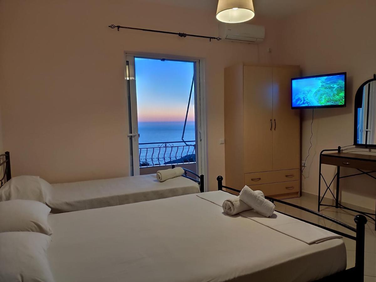 Let Rooms Lukova 외부 사진