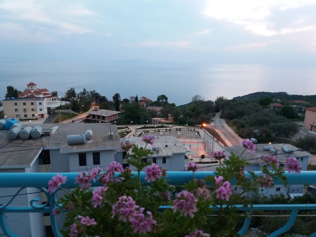 Let Rooms Lukova 외부 사진